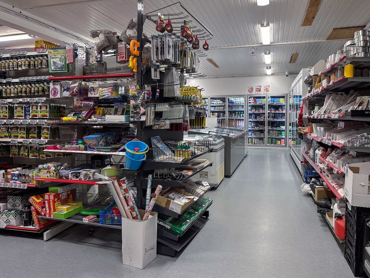 Inside Gamvik Nærbutikken