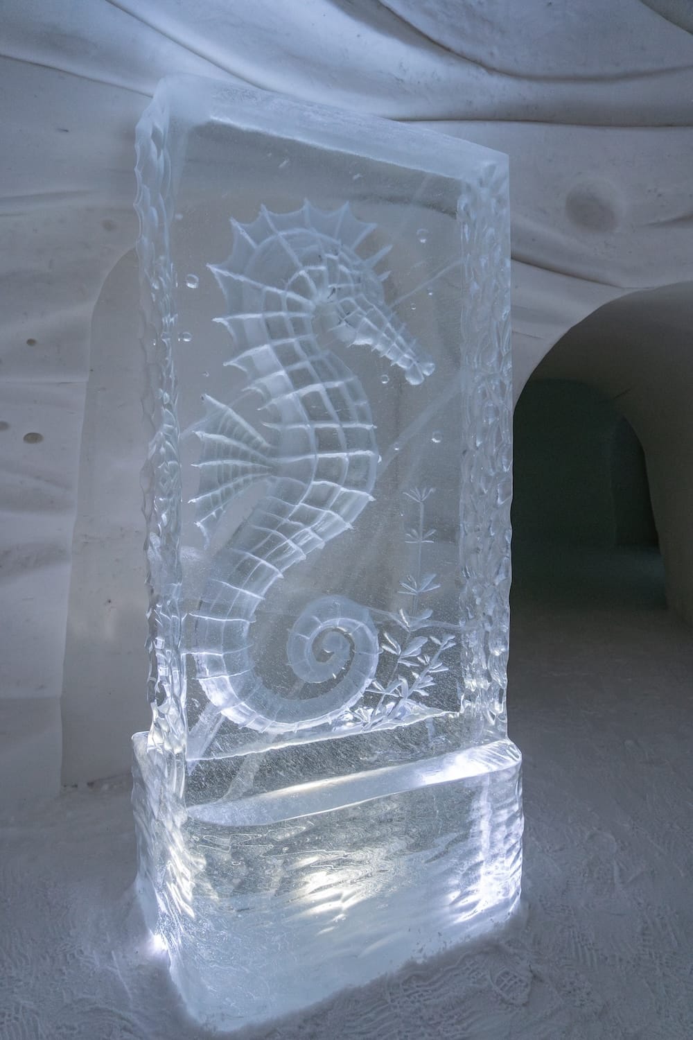 How to visit Lapland Hotels SnowVillage from Levi and Ylläs Photo: an ice carving of a seahorse