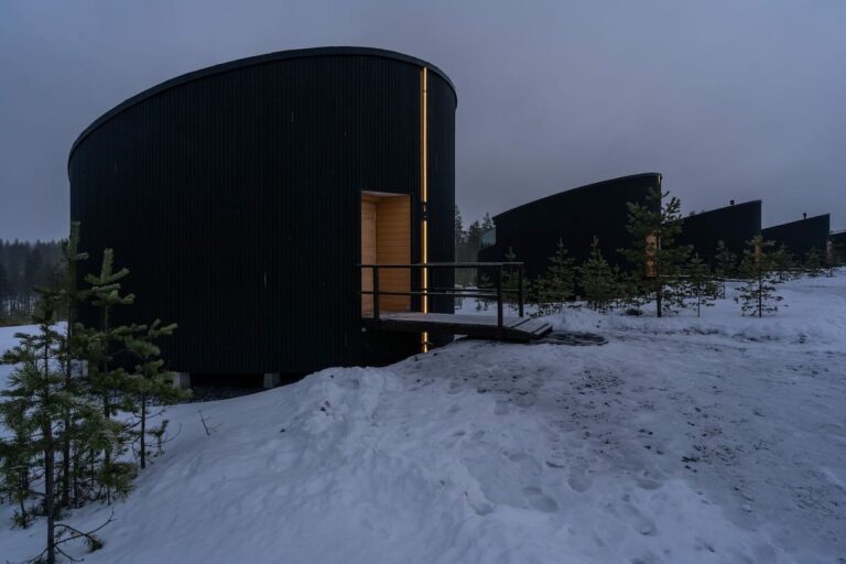 Livo Arctic Resort _____