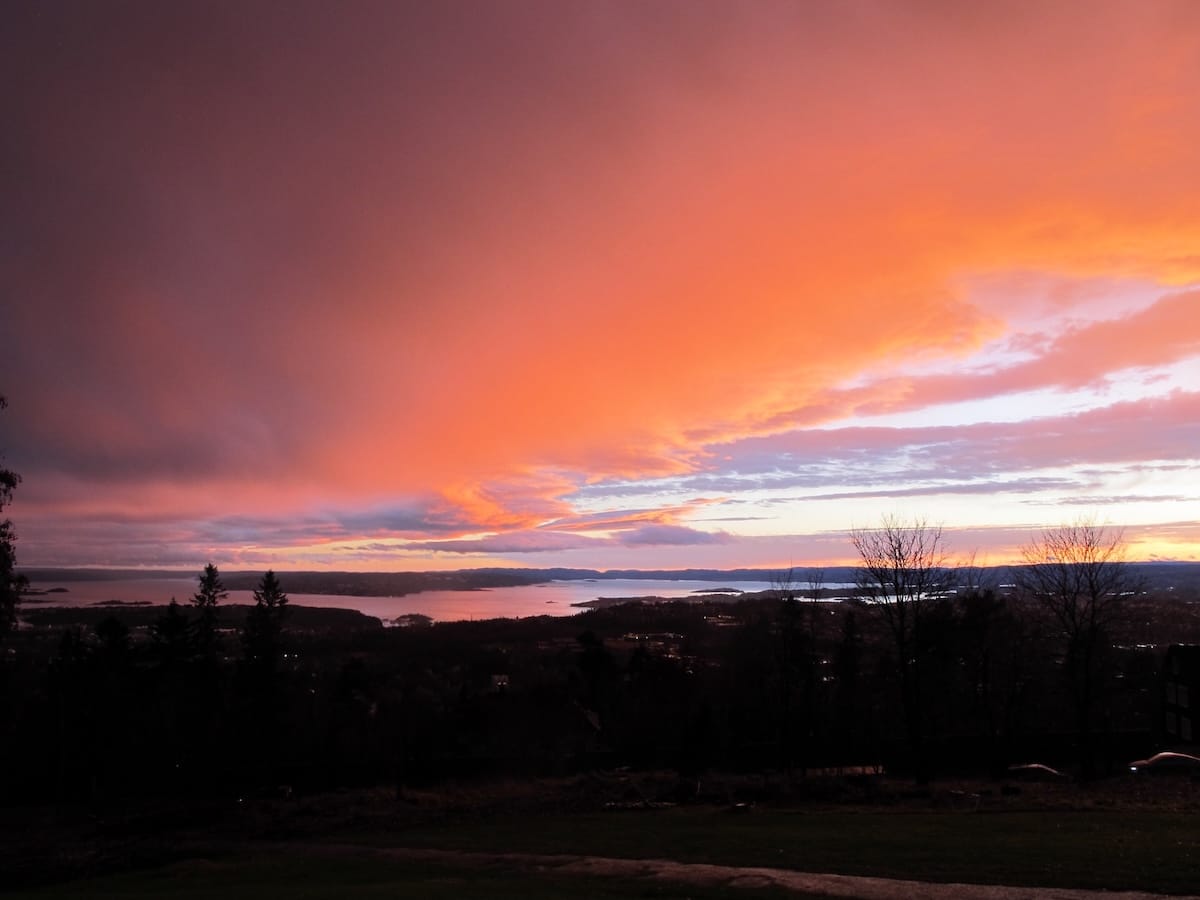 a colorful sky from a sunset in oslo