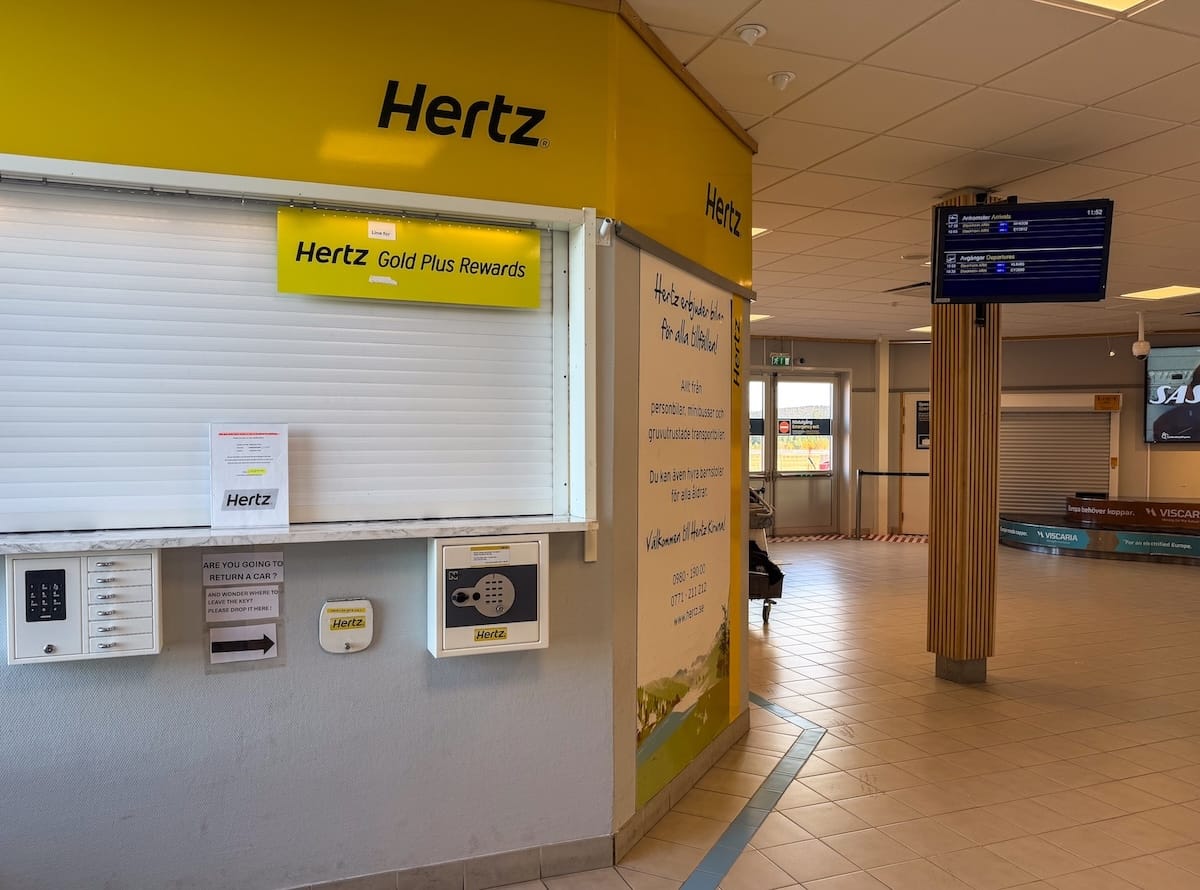 a hertz counter closed at an airport in sweden