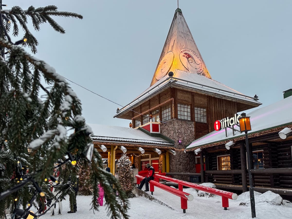 Where to stay in Santa Claus Village (and nearby)
a photo of santa claus village in rovaniemi in the snow